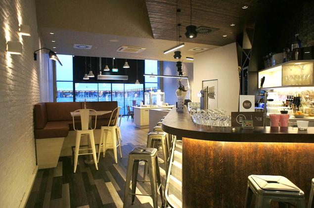 Maty dekoracyjne z tworzyw sztucznych jako dekoracje wnętrz restauracji